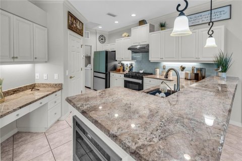House in Lakewood Ranch, Florida 4 bedrooms, 230.68 sq.m. № 1914111 - photo 18