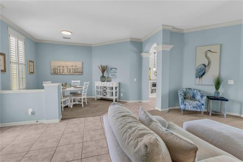 House in Lakewood Ranch, Florida 4 bedrooms, 230.68 sq.m. № 1914111 - photo 7