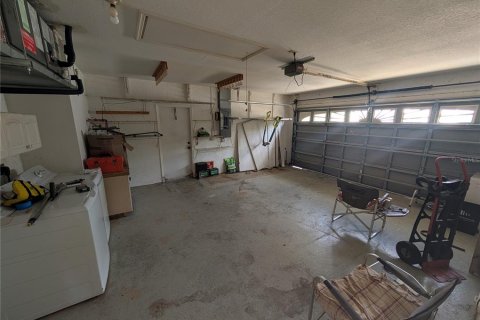 House in North Port, Florida 3 bedrooms, 121.61 sq.m. № 1757486 - photo 19