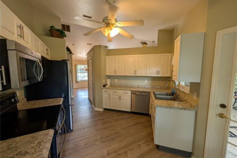House in North Port, Florida 3 bedrooms, 121.61 sq.m. № 1757486 - photo 8