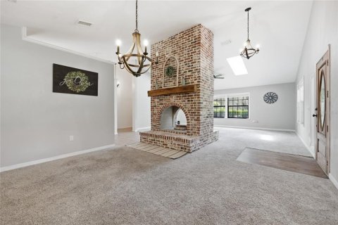 House in Hawthorne, Florida 3 bedrooms, 239.69 sq.m. № 2232310 - photo 25