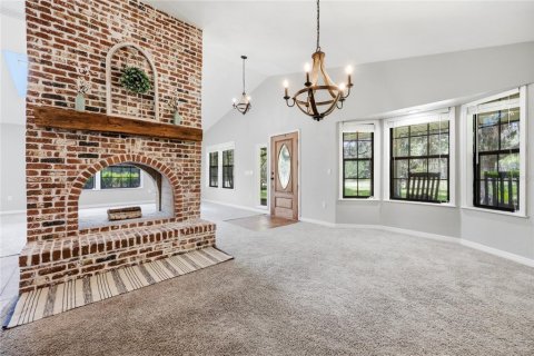 House in Hawthorne, Florida 3 bedrooms, 239.69 sq.m. № 2232310 - photo 24