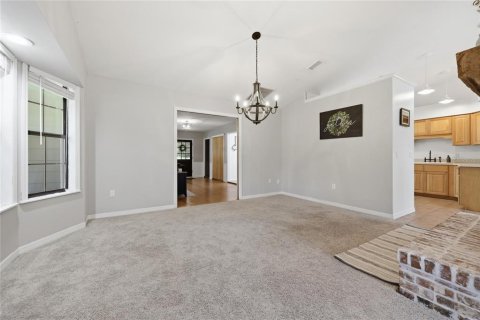 House in Hawthorne, Florida 3 bedrooms, 239.69 sq.m. № 2232310 - photo 22
