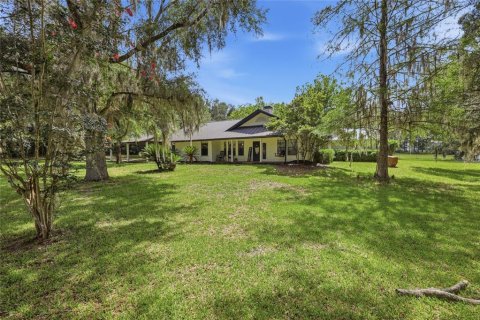House in Hawthorne, Florida 3 bedrooms, 239.69 sq.m. № 2232310 - photo 14