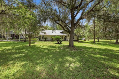 House in Hawthorne, Florida 3 bedrooms, 239.69 sq.m. № 2232310 - photo 13