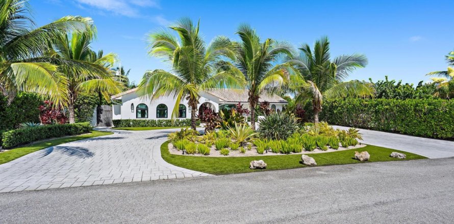 Villa ou maison à Jupiter, Floride 4 chambres, 191.38 m2 № 2420860