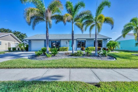 Casa en venta en Port Charlotte, Florida, 2 dormitorios, 129.6 m2 № 1840327 - foto 22