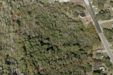 Terreno en DeLand, Florida № 2390793