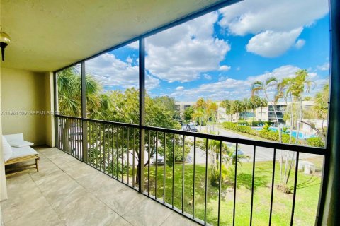 Снять в аренду кондоминиум в Майами, Флорида 2 спальни, 89.65м2, № 2031908 - фото 10