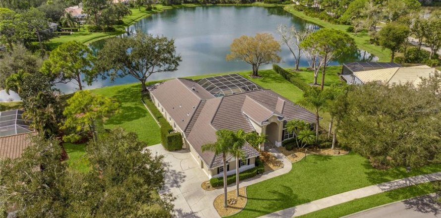 House in Sarasota, Florida 4 bedrooms, 319.86 sq.m. № 2393632
