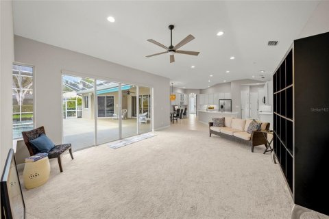 House in Sarasota, Florida 4 bedrooms, 319.86 sq.m. № 2393632 - photo 20