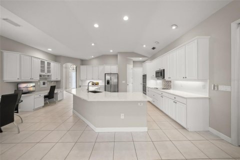 House in Sarasota, Florida 4 bedrooms, 319.86 sq.m. № 2393632 - photo 16