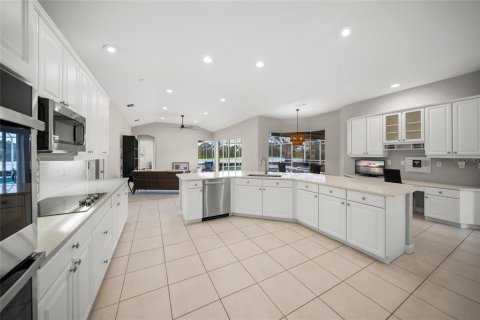 House in Sarasota, Florida 4 bedrooms, 319.86 sq.m. № 2393632 - photo 14