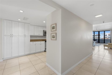 Copropriété à vendre à Longboat Key, Floride: 3 chambres, 158.58 m2 № 2093101 - photo 15