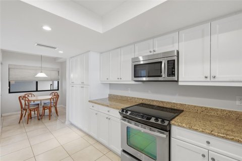 Copropriété à vendre à Longboat Key, Floride: 3 chambres, 158.58 m2 № 2093101 - photo 19