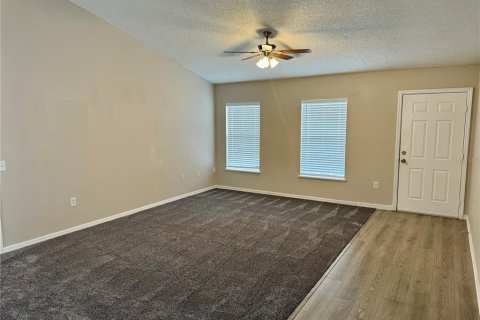 Villa ou maison à vendre à Jacksonville, Floride: 4 chambres, 198.25 m2 № 1437172 - photo 2