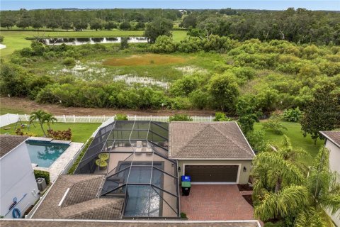House in Winter Garden, Florida 4 bedrooms, 278.43 sq.m. № 1866489 - photo 15
