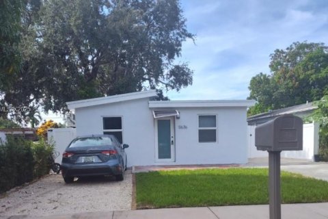 Villa ou maison à Hollywood, Floride 2 chambres, 49.05 m2 № 2079239