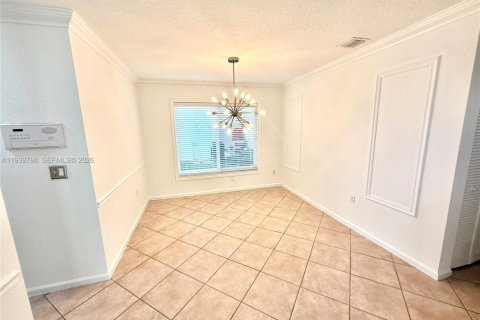 Купить виллу или дом в Мирамар, Флорида 4 спальни, 231.42м2, № 1997281 - фото 6