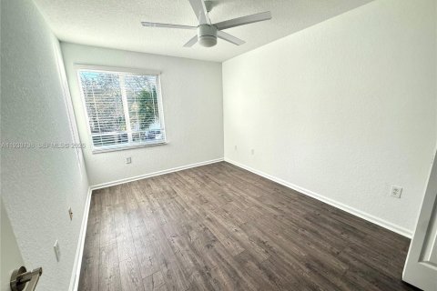 Купить виллу или дом в Мирамар, Флорида 4 спальни, 231.42м2, № 1997281 - фото 21