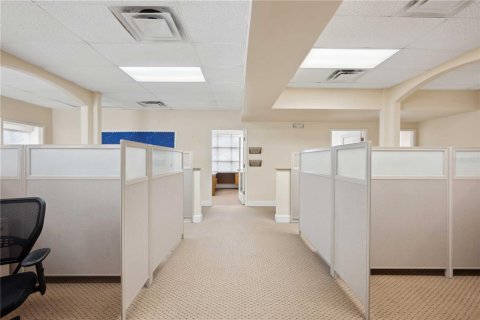 Immobilier commercial à louer à Lutz, Floride: 1758.55 m2 № 1561008 - photo 24