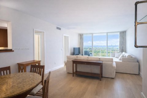 Condominio en alquiler en Miami Beach, Florida, 2 dormitorios, 96.62 m2 № 2003215 - foto 13