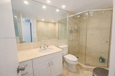 Condominio en alquiler en Miami Beach, Florida, 2 dormitorios, 96.62 m2 № 2003215 - foto 22