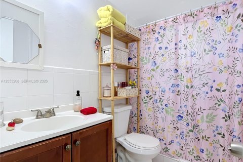 Copropriété à vendre à Miami, Floride: 1 chambre, 66.15 m2 № 2263592 - photo 24