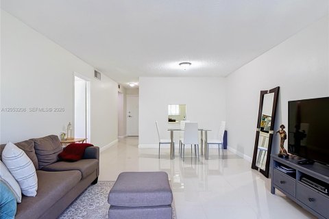 Copropriété à vendre à Miami, Floride: 1 chambre, 66.15 m2 № 2263592 - photo 19