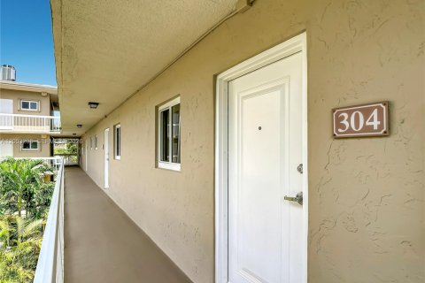 Copropriété à vendre à Miami, Floride: 1 chambre, 66.15 m2 № 2263592 - photo 3