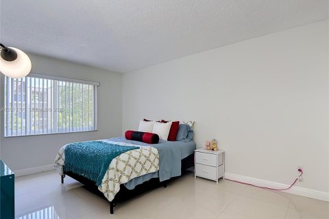 Copropriété à vendre à Miami, Floride: 1 chambre, 66.15 m2 № 2263592 - photo 20