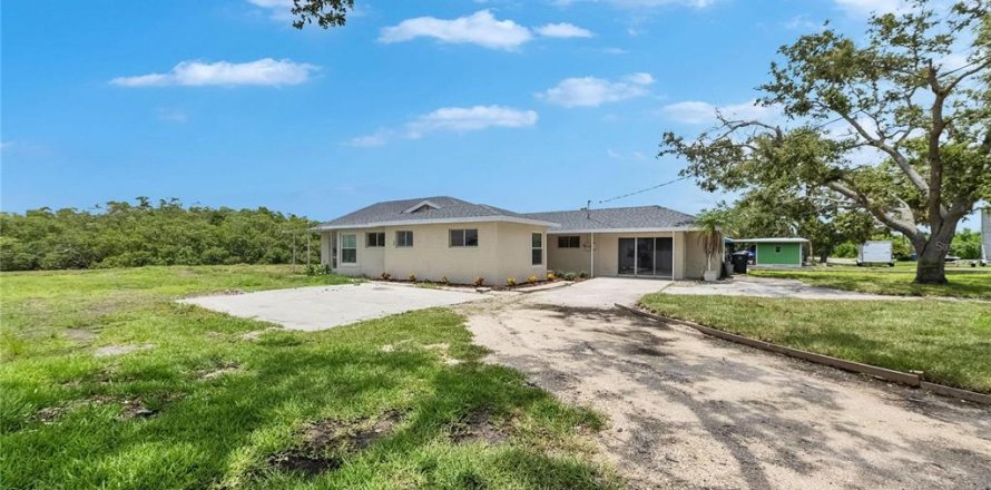 Casa en Ruskin, Florida 4 dormitorios, 186.73 m2 № 1796652