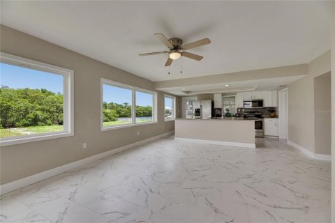 Casa en alquiler en Ruskin, Florida, 4 dormitorios, 186.73 m2 № 1796652 - foto 28