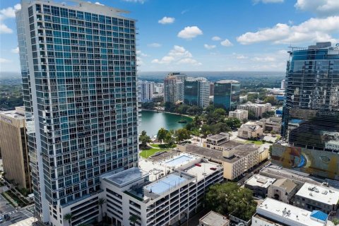 Condo in Orlando, Florida, 2 bedrooms № 2115955 - photo 4
