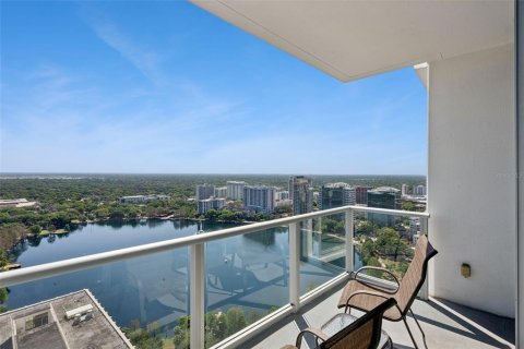 Condo in Orlando, Florida, 2 bedrooms № 2115955 - photo 5