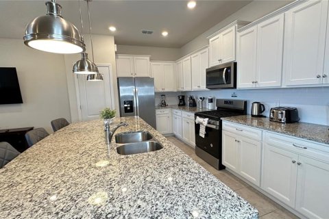 Adosado en alquiler en Davenport, Florida, 5 dormitorios, 211.91 m2 № 1875901 - foto 13