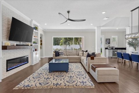 Casa en venta en Dunedin, Florida, 4 dormitorios, 294.87 m2 № 2383505 - foto 4