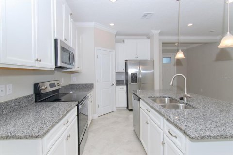 Touwnhouse à louer à Lutz, Floride: 3 chambres, 151.62 m2 № 2280372 - photo 4