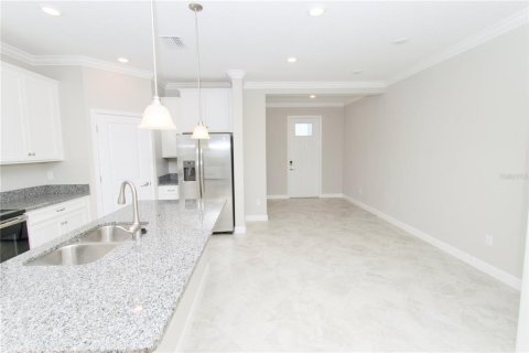 Touwnhouse à louer à Lutz, Floride: 3 chambres, 151.62 m2 № 2280372 - photo 10