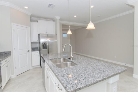 Touwnhouse à louer à Lutz, Floride: 3 chambres, 151.62 m2 № 2280372 - photo 5