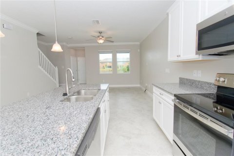 Touwnhouse à louer à Lutz, Floride: 3 chambres, 151.62 m2 № 2280372 - photo 11