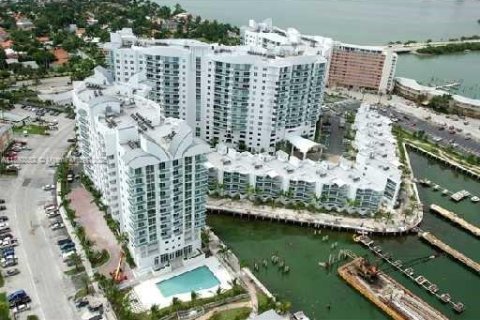 Copropriété à louer à North Bay Village, Floride: 1 chambre, 83.61 m2 № 1946447 - photo 9