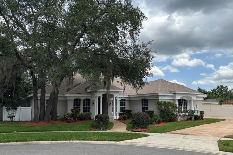 House in Oviedo, Florida 4 bedrooms, 237.83 sq.m. № 1775127 - photo 1