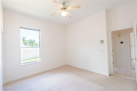 House in Oviedo, Florida 4 bedrooms, 237.83 sq.m. № 1775127 - photo 23