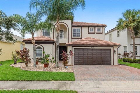Villa ou maison à vendre à Port St. Lucie, Floride: 5 chambres, 322.84 m2 № 2394779 - photo 3