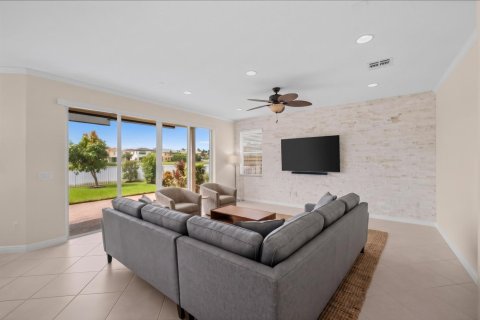 Villa ou maison à vendre à Port St. Lucie, Floride: 5 chambres, 322.84 m2 № 2394779 - photo 15