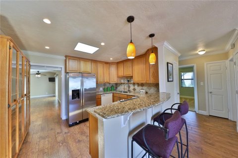 House in New Smyrna Beach, Florida 3 bedrooms, 144.56 sq.m. № 1640868 - photo 10
