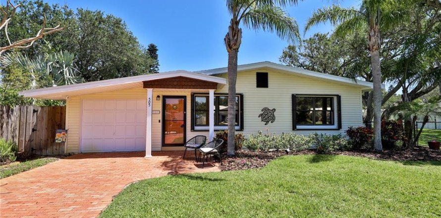 House in New Smyrna Beach, Florida 3 bedrooms, 144.56 sq.m. № 1640868