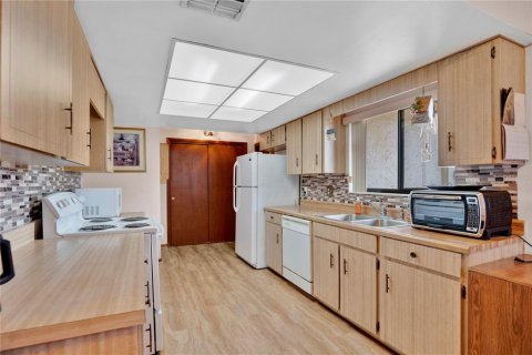 Casa en venta en Casselberry, Florida, 3 dormitorios, 140.38 m2 № 2381041 - foto 17