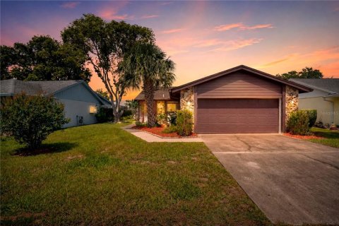 Casa en Casselberry, Florida 3 dormitorios, 140.38 m2 № 2381041